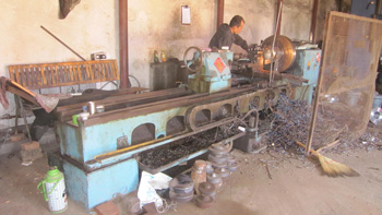 生產(chǎn)設(shè)備